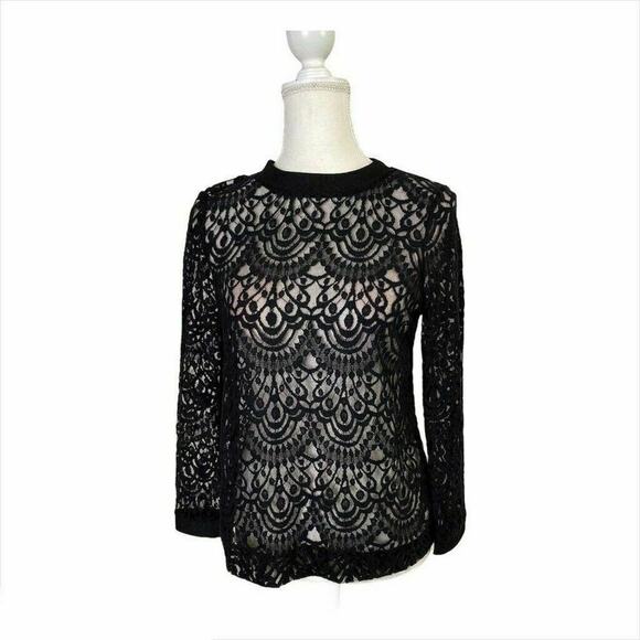 Banana Republic Tops - Banana Republic lace nude blouse sz s scoop neck long sleeve sheer top black